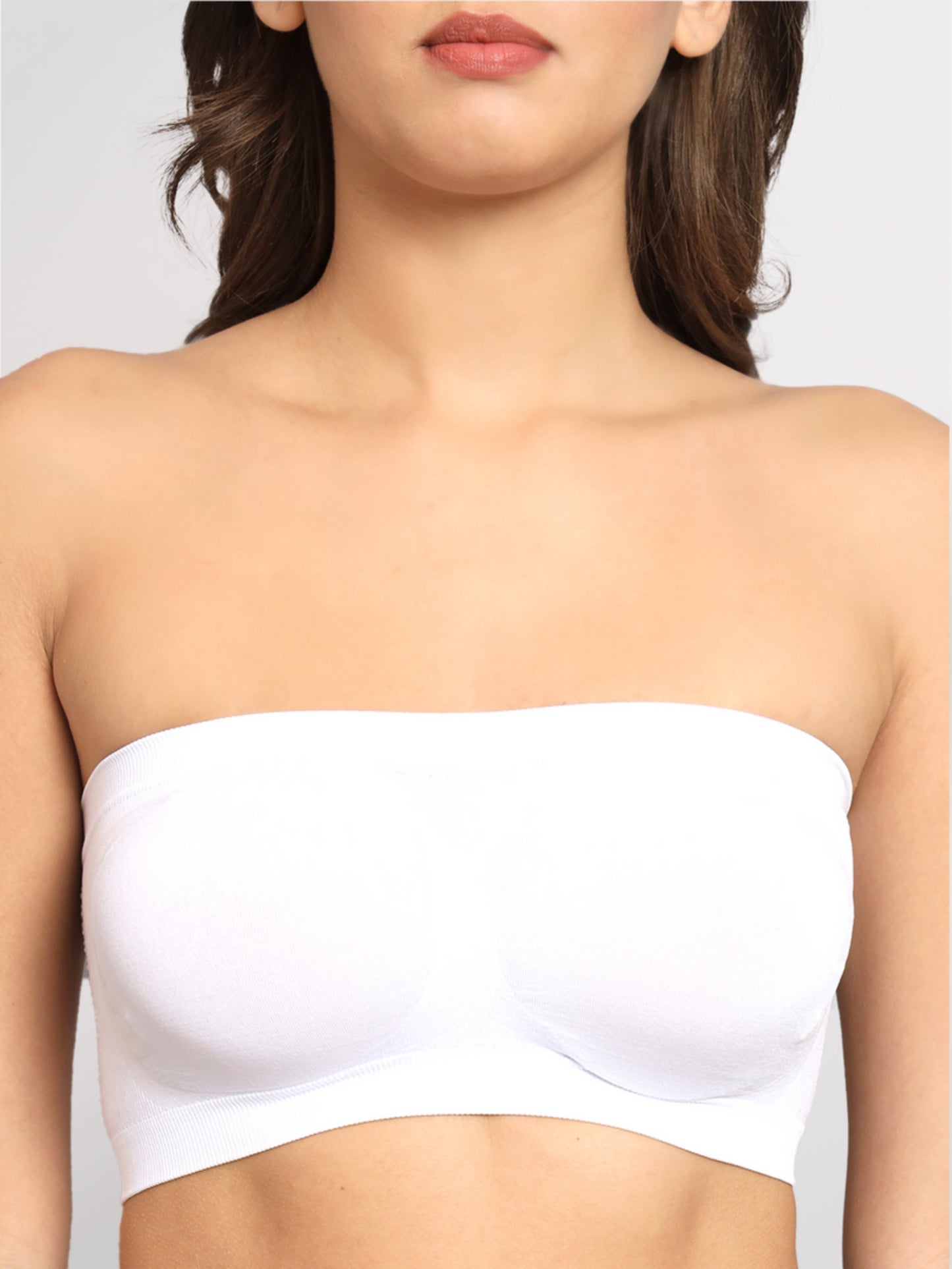 Women Solid Wirefree white Tube Padded Seamless Bra